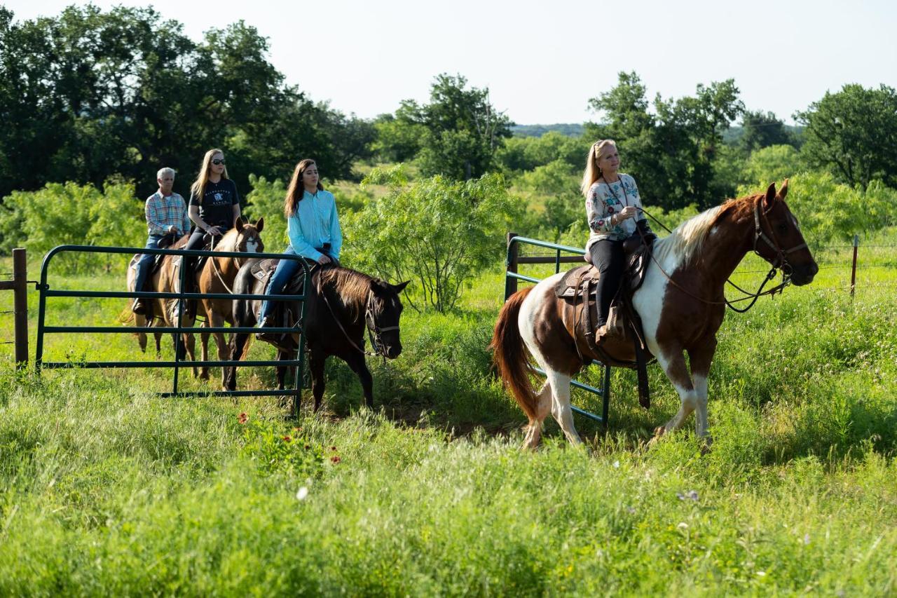 Wildcatter Ranch And Resort Graham Exterior photo